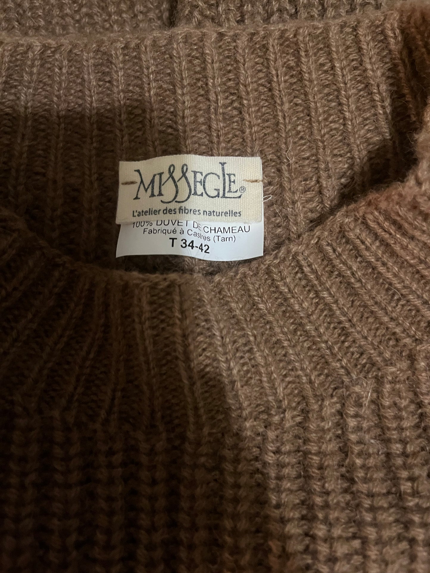 Grand pull laine de chameau femme