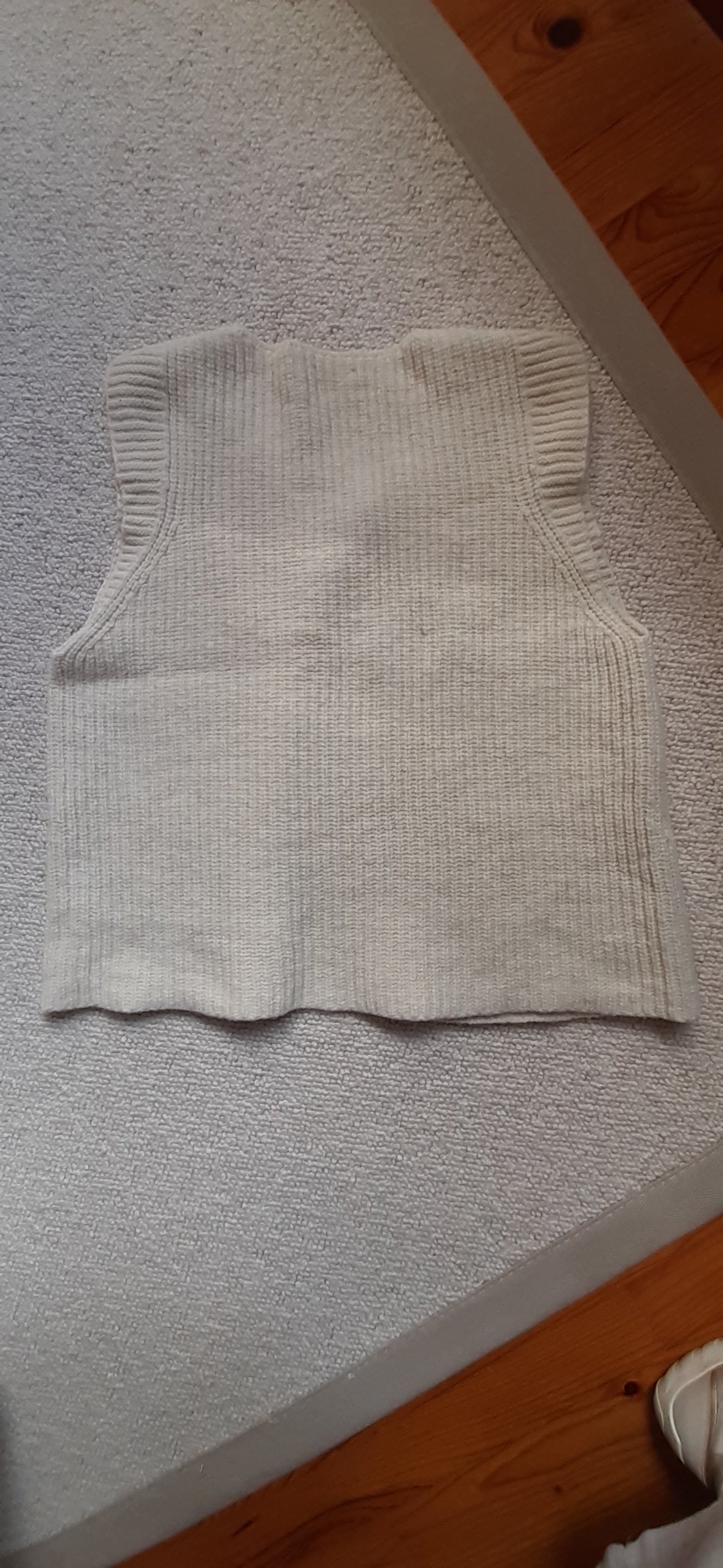 Gilet en laine mérinos d'Arles sans manches pour femme