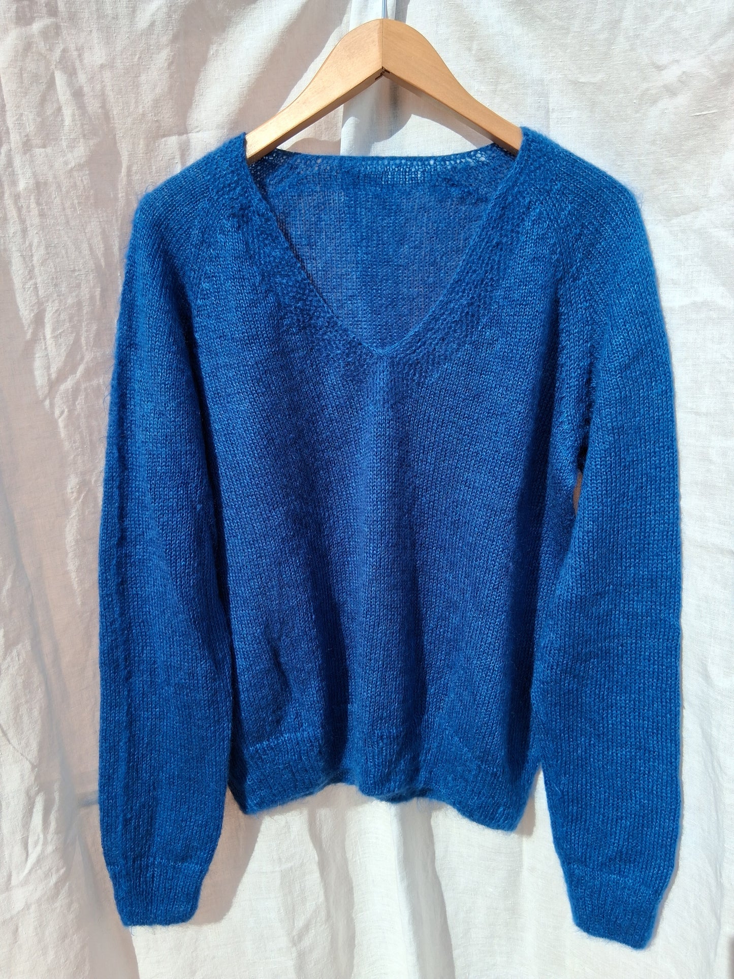 Pull en laine mohair col V pour femme