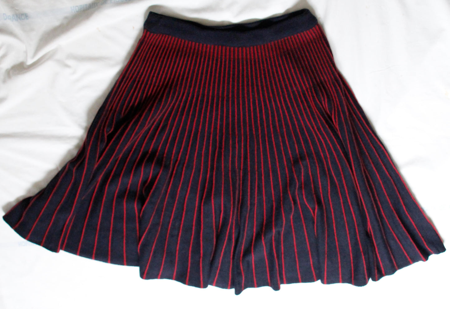 Jupe bleu marine et bordeaux
