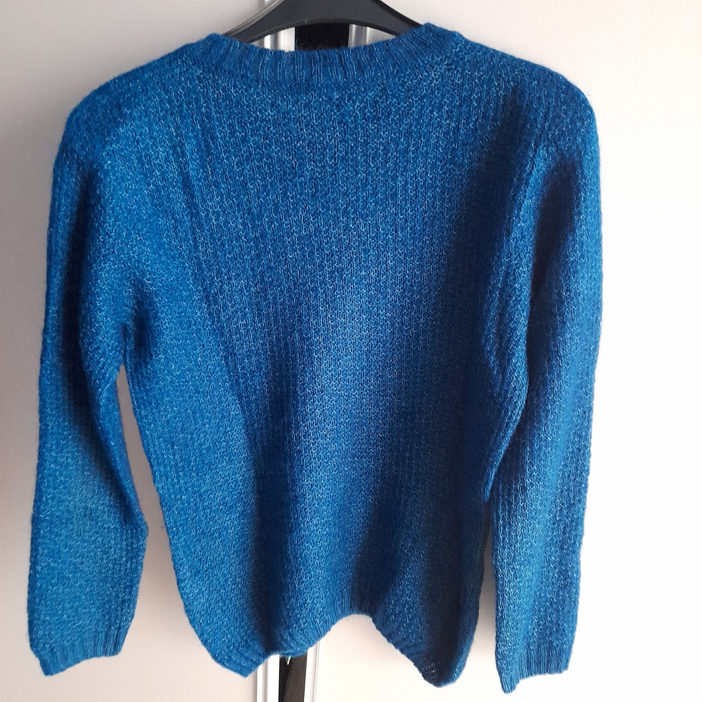 Pull laine mohair col rond pour femme (+châle du même bleu offert)