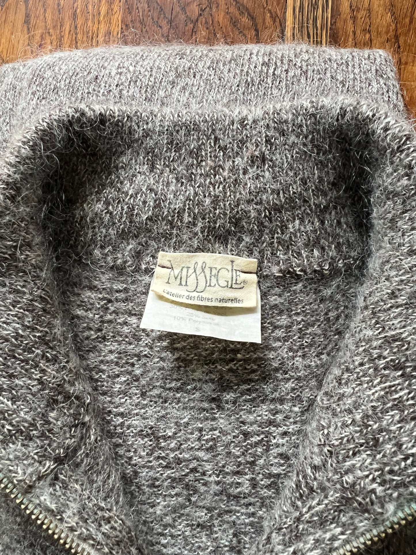 Pull col cheminée zippé gris