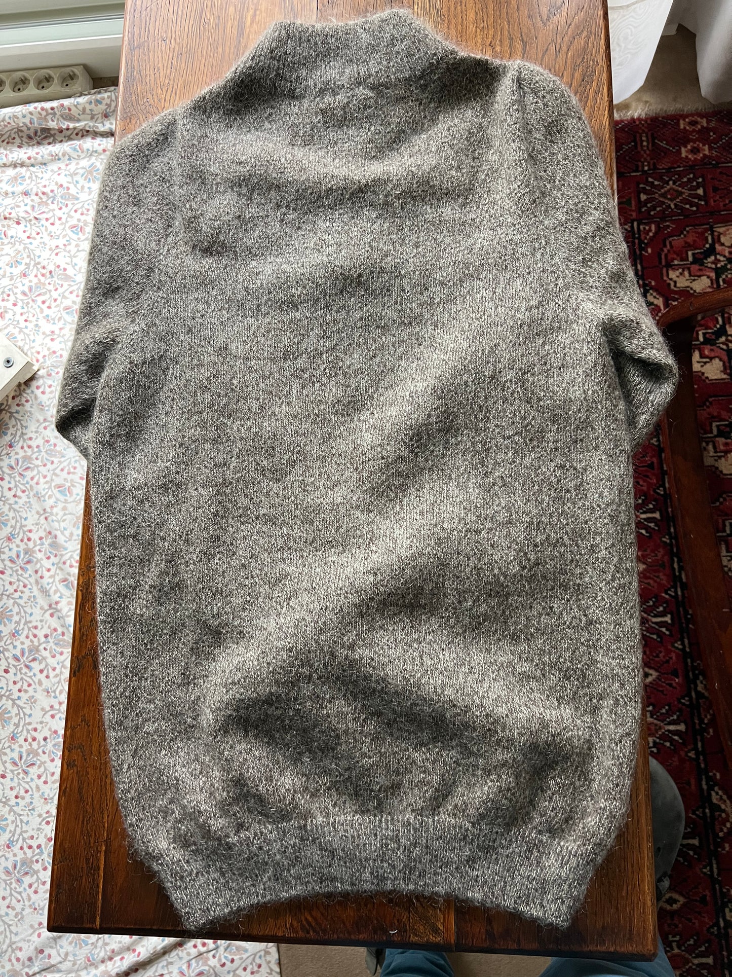 Pull col cheminée zippé gris