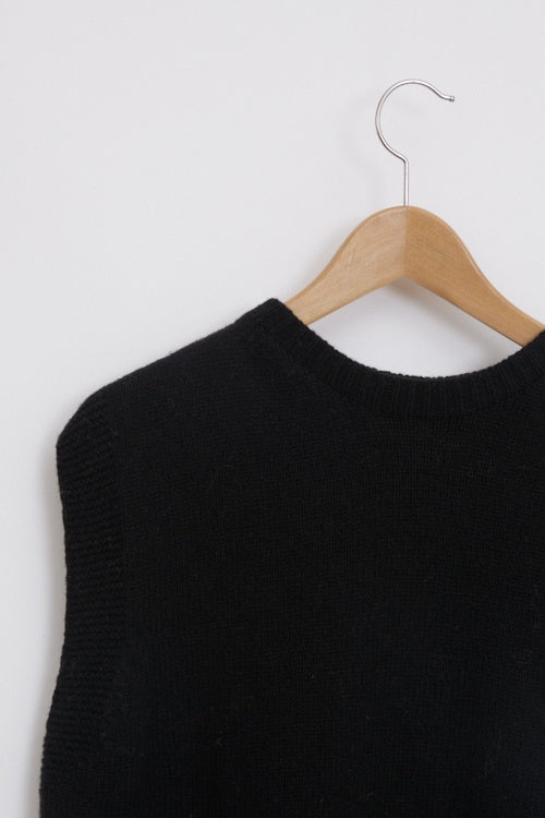 Pull sans manche en laine recyclée Esther
