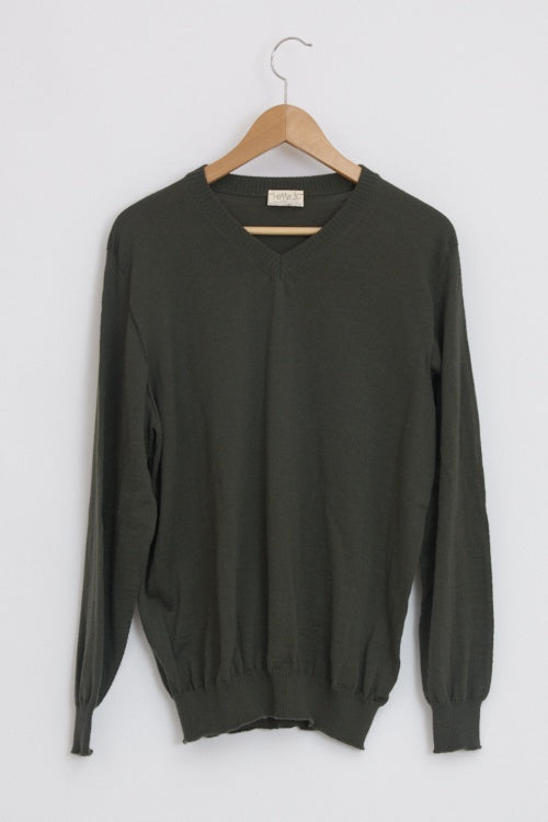 Pull en laine mérinos homme col V
