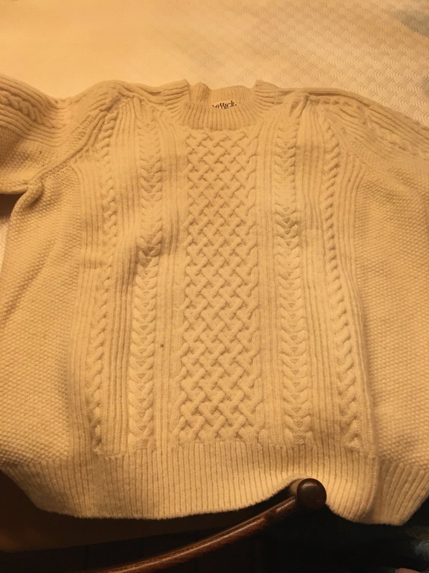 Pull en laine à torsades pour femme
