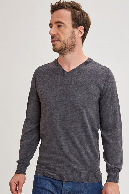 Pull en laine mérinos homme col V
