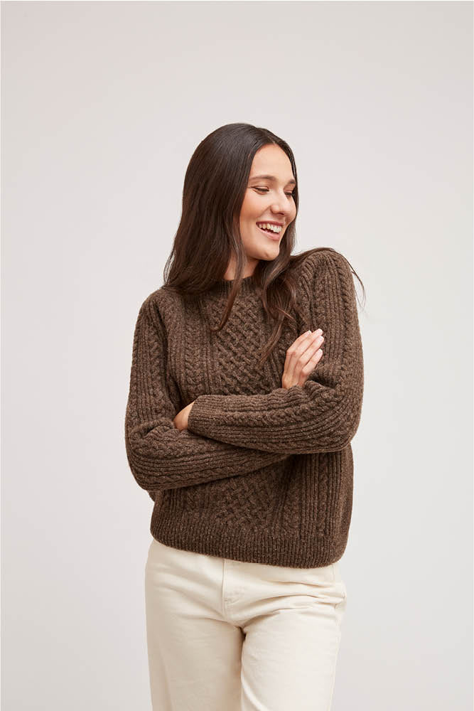 Pull en laine à torsades pour femme