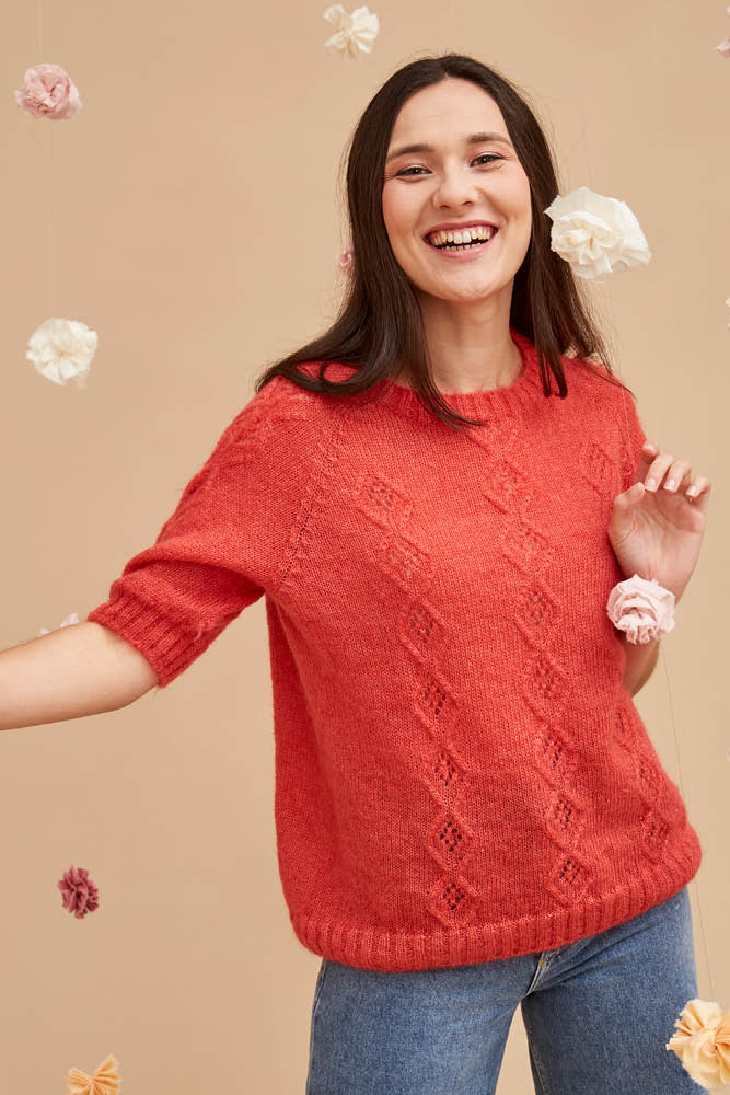Pull en laine manches courtes ajouré pour femme