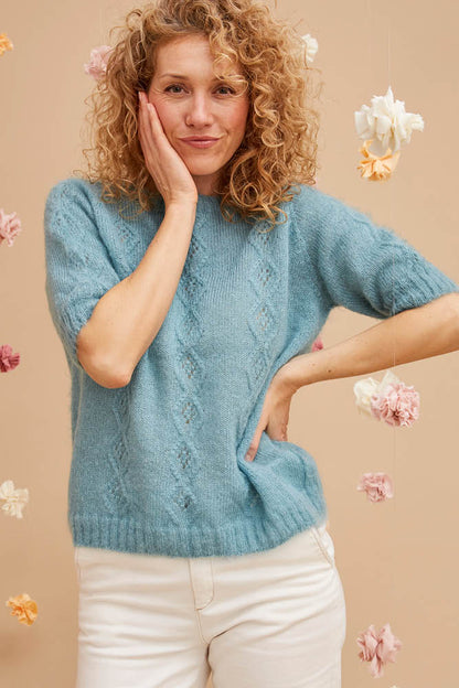 Pull en laine manches courtes ajouré pour femme